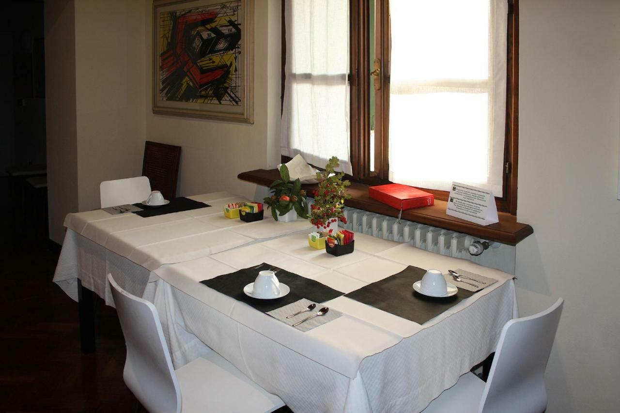 B&B Casa Dei Poeti Mantova Eksteriør billede
