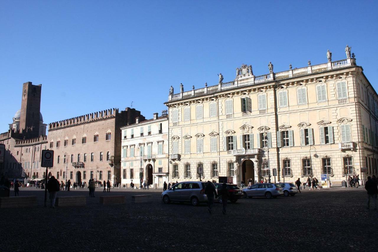 B&B Casa Dei Poeti Mantova Eksteriør billede
